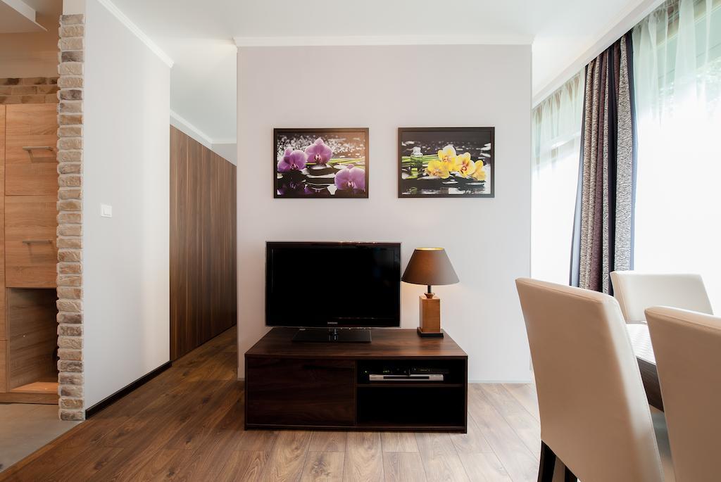 Exclusive Apartments - Wola Residence Warsaw Room photo